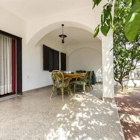 Nada Apartment Vodice
